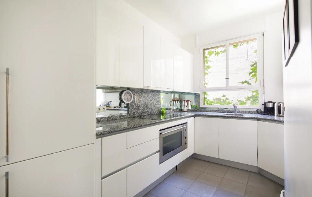 Annonces BAGNEUX : Appartement | PARIS (75016) | 76 m2 | 1 500 000 € 