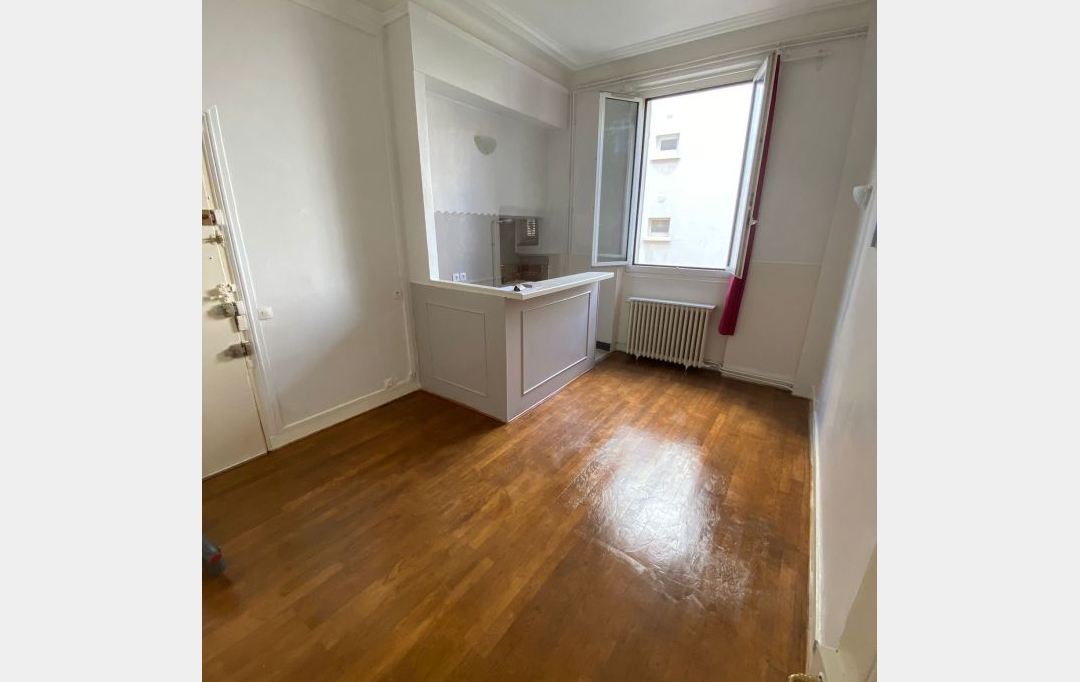 Annonces BAGNEUX : Appartement | CHARENTON-LE-PONT (94220) | 30 m2 | 1 150 € 