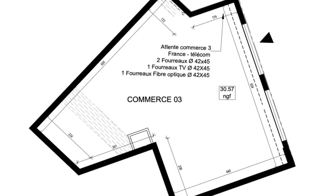 Annonces BAGNEUX : Local / Bureau | PUTEAUX (92800) | 40 m2 | 2 717 € 