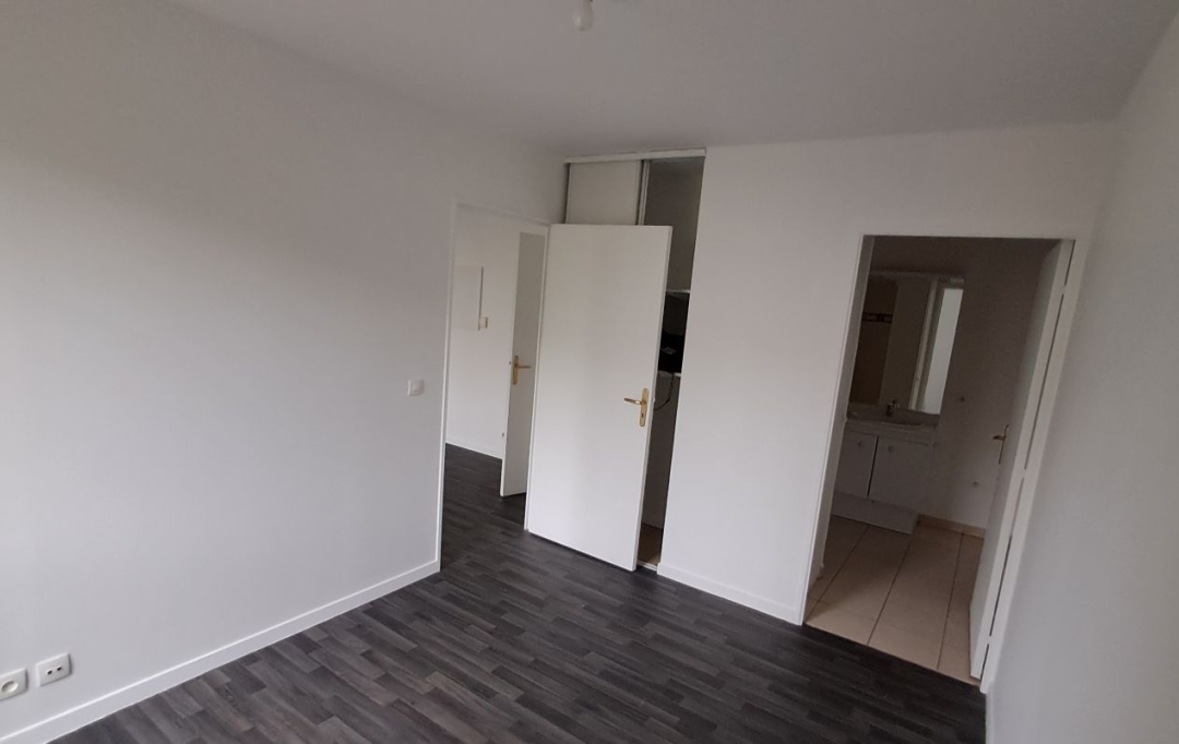 Annonces BAGNEUX : Appartement | VILLEJUIF (94800) | 42 m2 | 244 000 € 